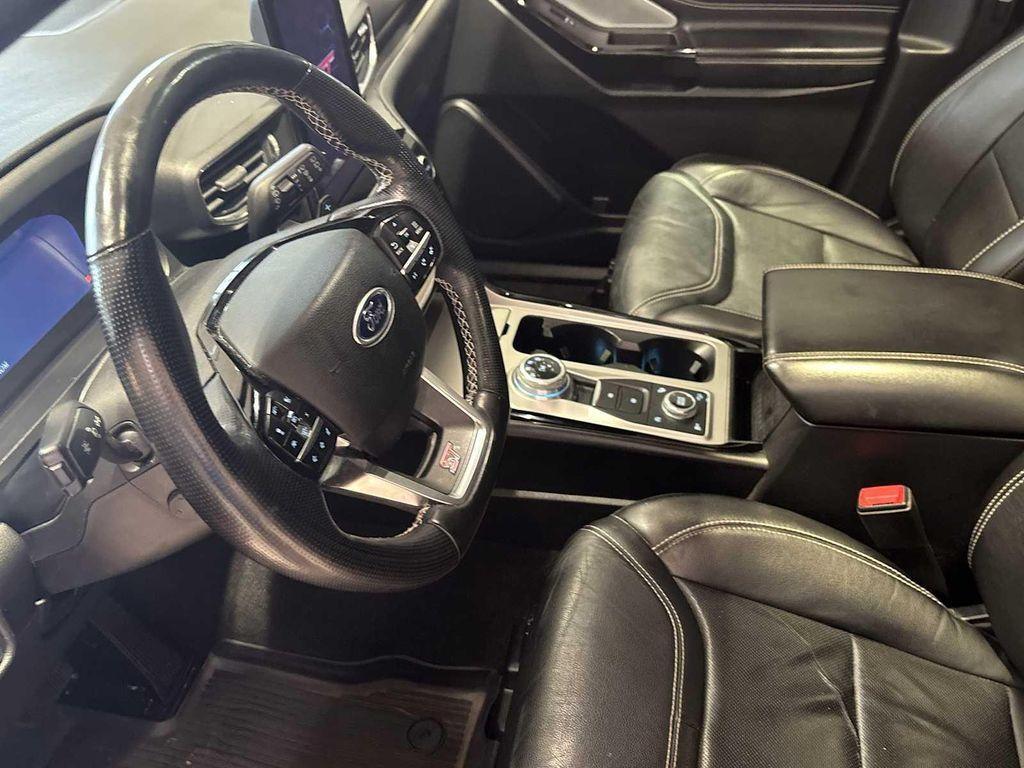 used 2021 Ford Explorer car, priced at $30,886