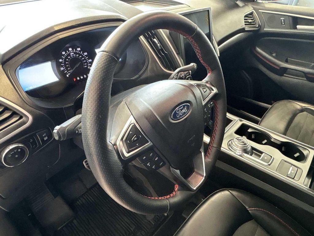 used 2024 Ford Edge car, priced at $29,962