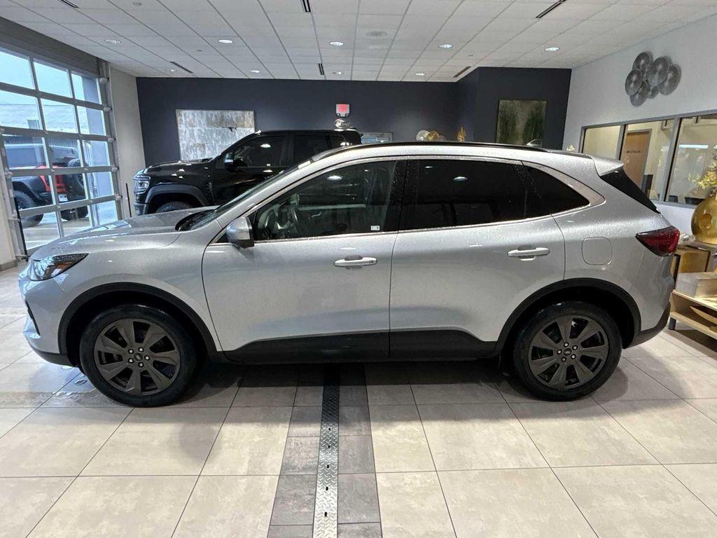 used 2024 Ford Escape car, priced at $25,471
