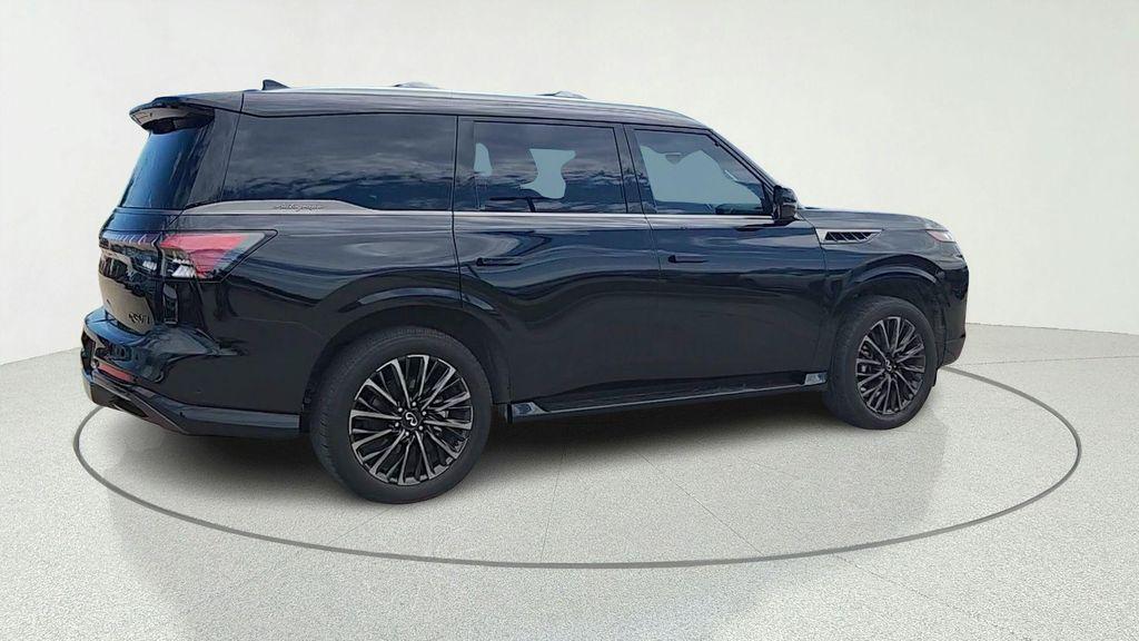 used 2025 INFINITI QX80 car, priced at $86,723
