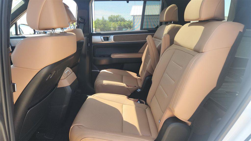 new 2026 Hyundai SANTA FE HEV car, priced at $50,918