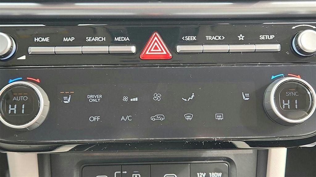 new 2026 Hyundai TUCSON Hybrid car, priced at $33,405