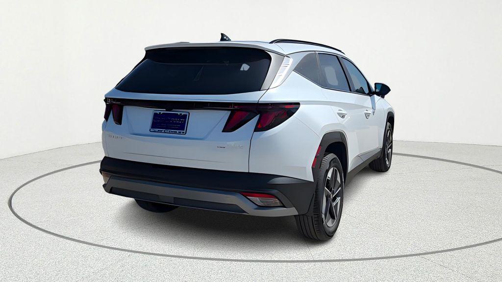 new 2026 Hyundai TUCSON Hybrid car, priced at $36,921