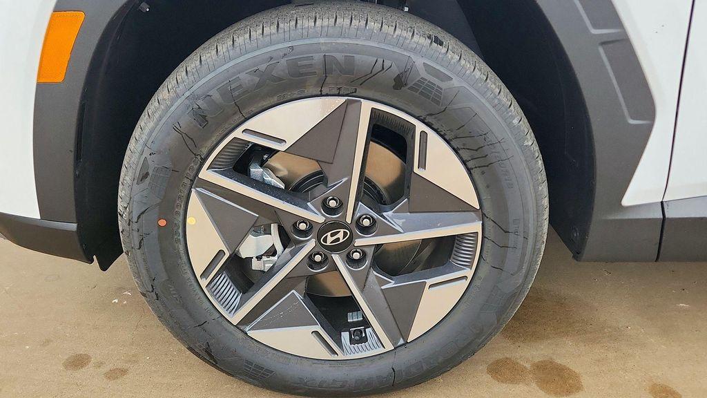 new 2026 Hyundai TUCSON Hybrid car, priced at $37,310