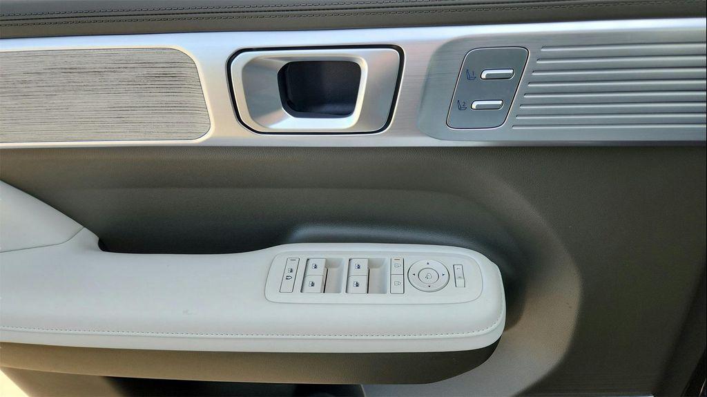 new 2025 Hyundai Santa Fe car, priced at $42,736