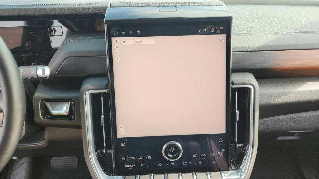 used 2025 GMC Yukon car, priced at $67,494