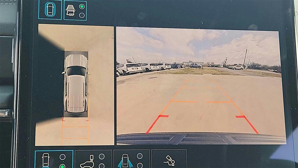 used 2025 GMC Yukon car, priced at $67,494