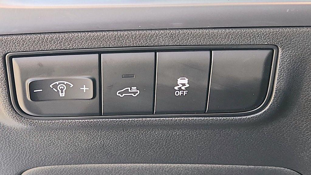 new 2025 Hyundai SANTA CRUZ car, priced at $28,535