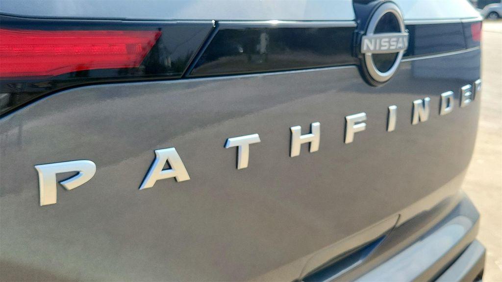 used 2025 Nissan Pathfinder car, priced at $32,284