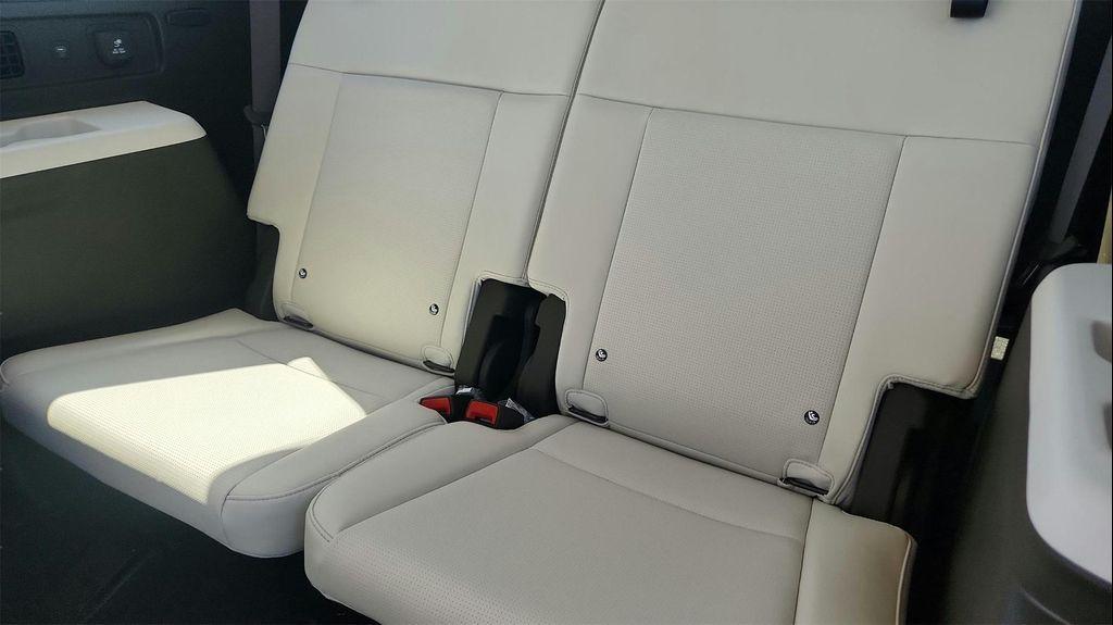 new 2025 Hyundai Santa Fe car, priced at $42,279