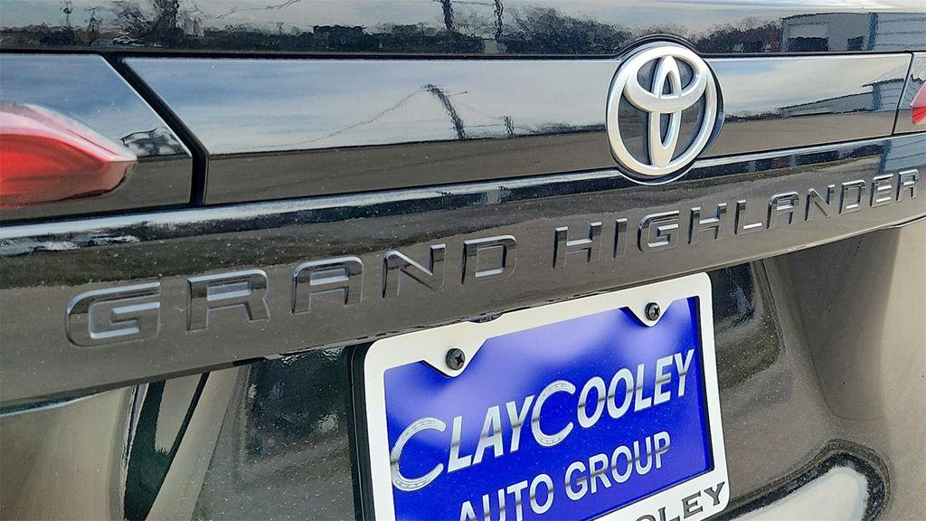 used 2025 Toyota Grand Highlander car, priced at $43,477