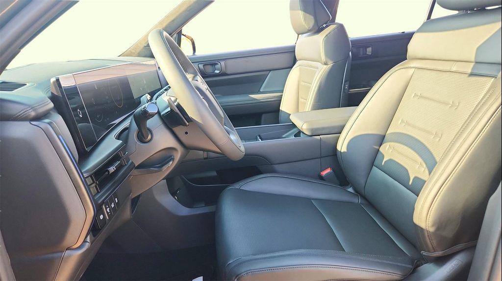 used 2024 Hyundai Santa Fe car, priced at $35,741