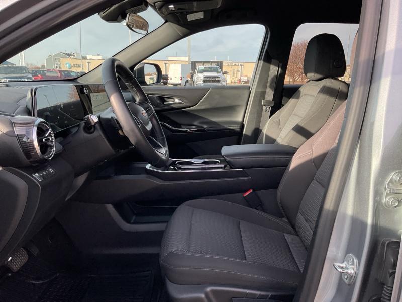 used 2025 Chevrolet Equinox car, priced at $27,911