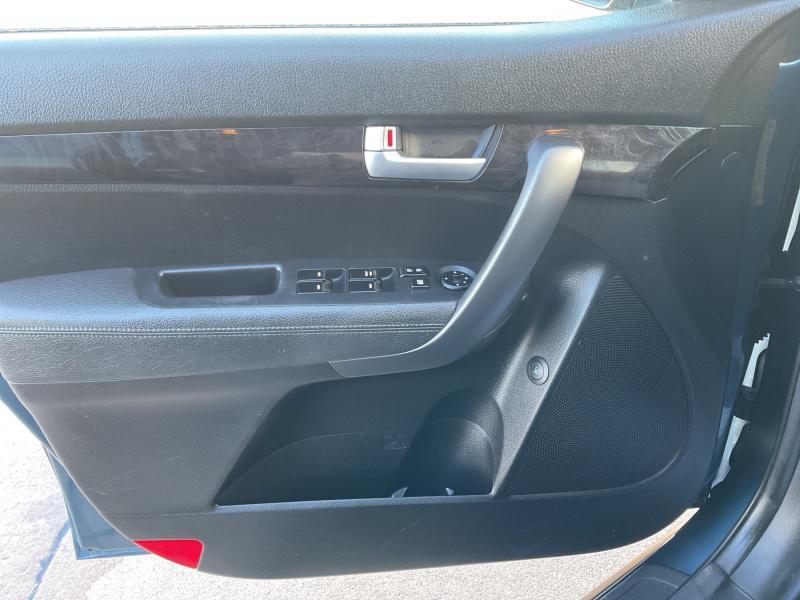 used 2014 Kia Sorento car, priced at $7,966