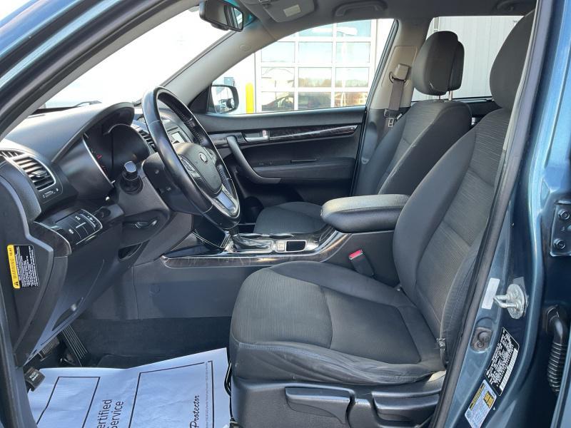 used 2014 Kia Sorento car, priced at $7,966
