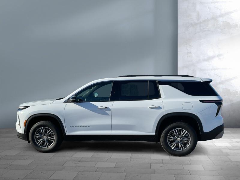 used 2025 Chevrolet Traverse car, priced at $36,911