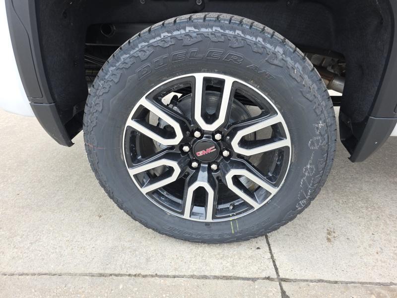 new 2026 GMC Sierra 1500 car, priced at $75,255