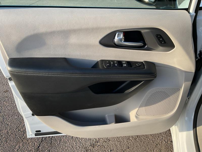 used 2024 Chrysler Pacifica car, priced at $29,944