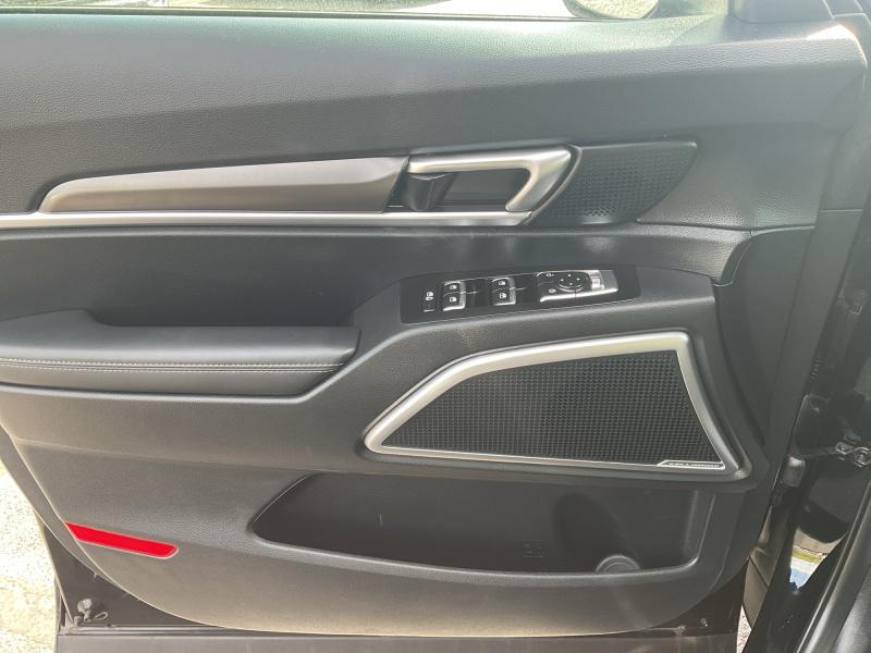 used 2025 Kia Telluride car, priced at $37,944