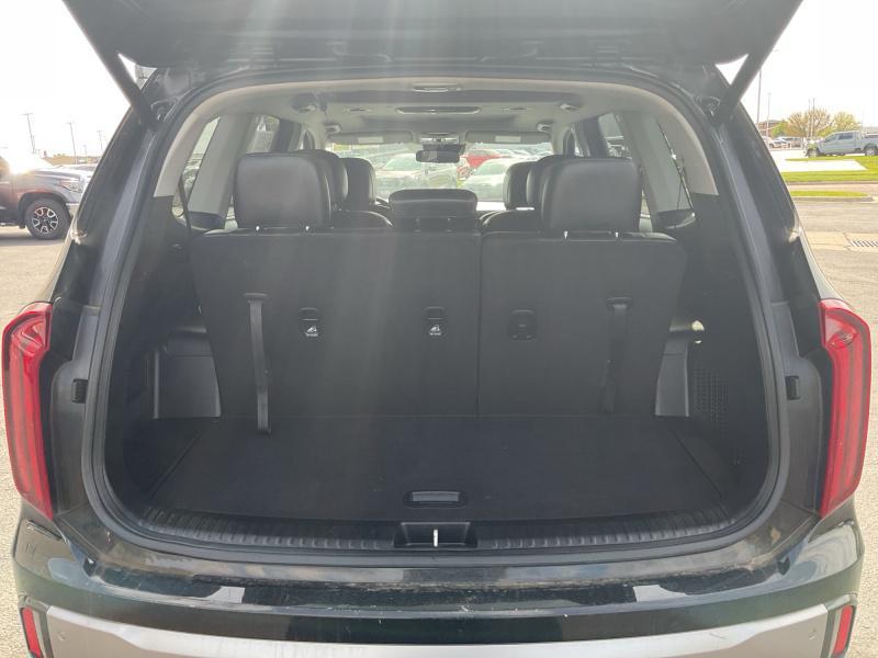used 2025 Kia Telluride car, priced at $37,944