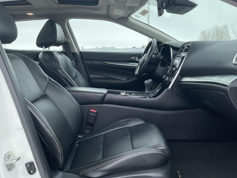 used 2023 Nissan Maxima car, priced at $26,911