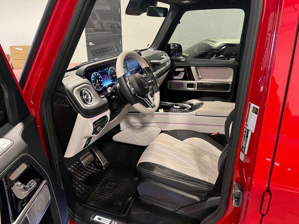 used 2021 Mercedes-Benz G-Class car, priced at $139,995