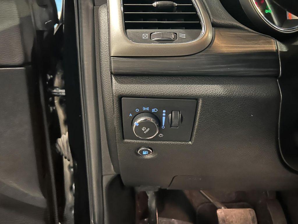 used 2022 Jeep Grand Cherokee car, priced at $25,995