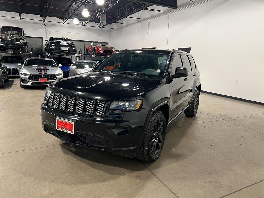 used 2022 Jeep Grand Cherokee car, priced at $25,995