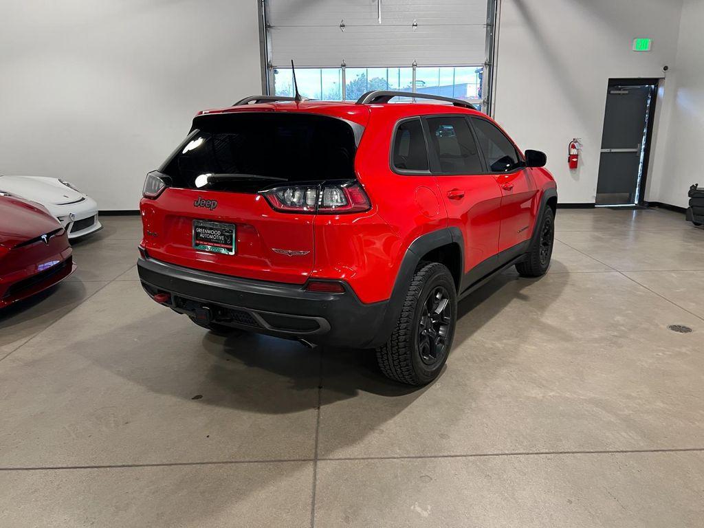 used 2019 Jeep Cherokee car, priced at $18,995
