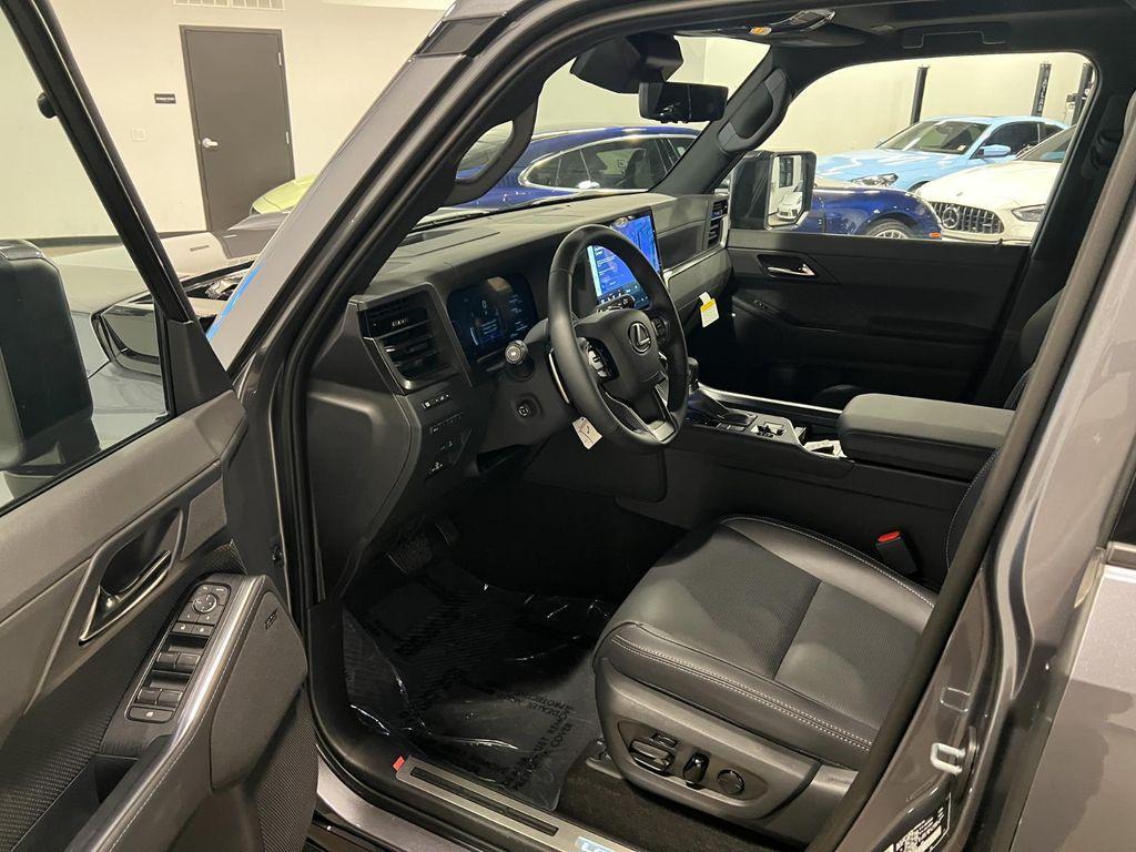 used 2026 Lexus GX 550 car, priced at $103,995