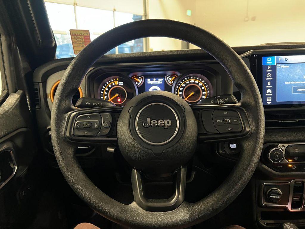 used 2025 Jeep Gladiator car, priced at $38,599