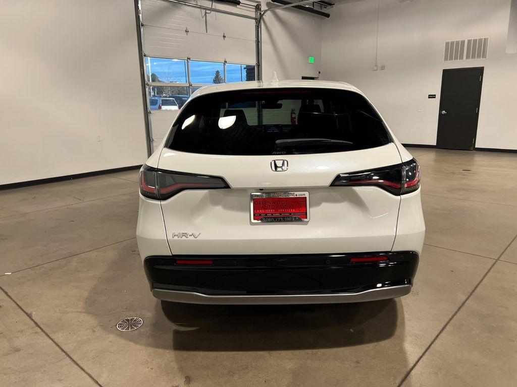 used 2025 Honda HR-V car, priced at $28,995