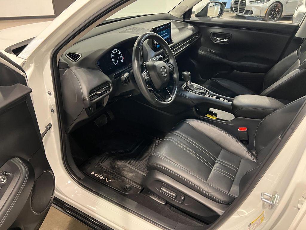 used 2025 Honda HR-V car, priced at $28,995