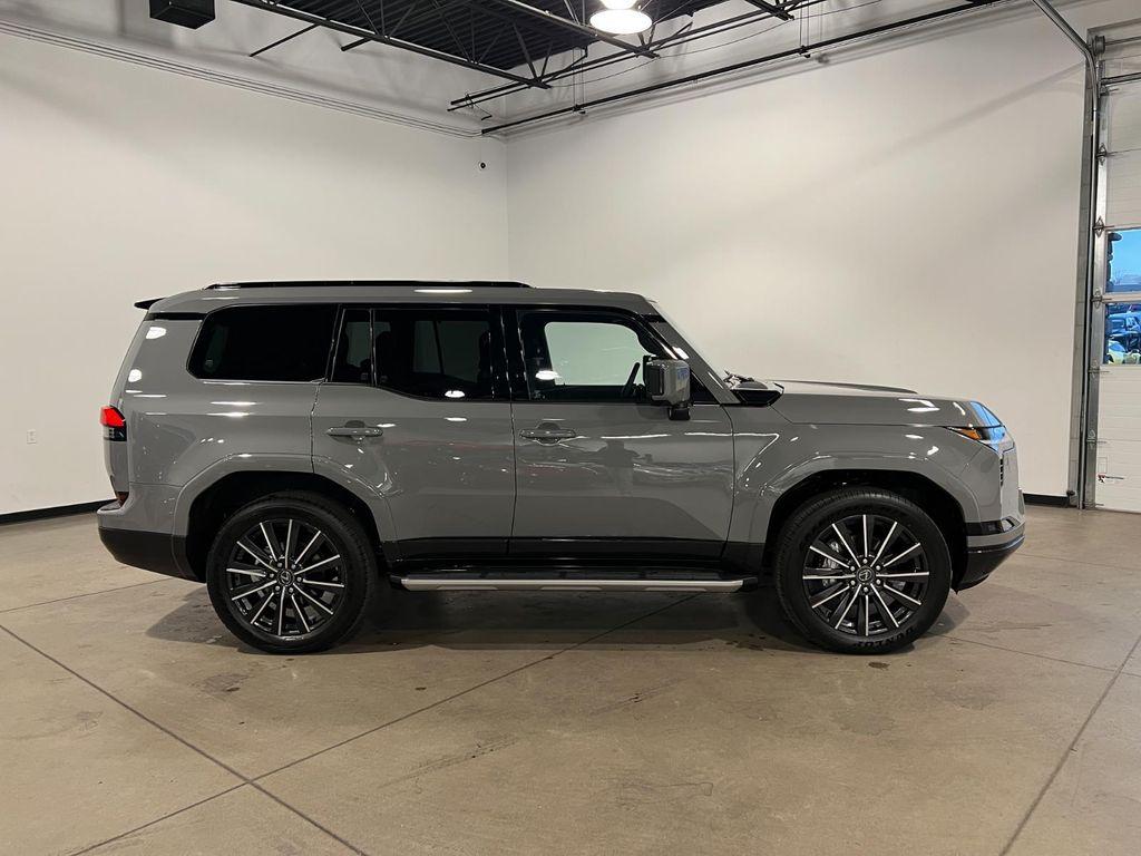 used 2025 Lexus GX 550 car, priced at $99,995