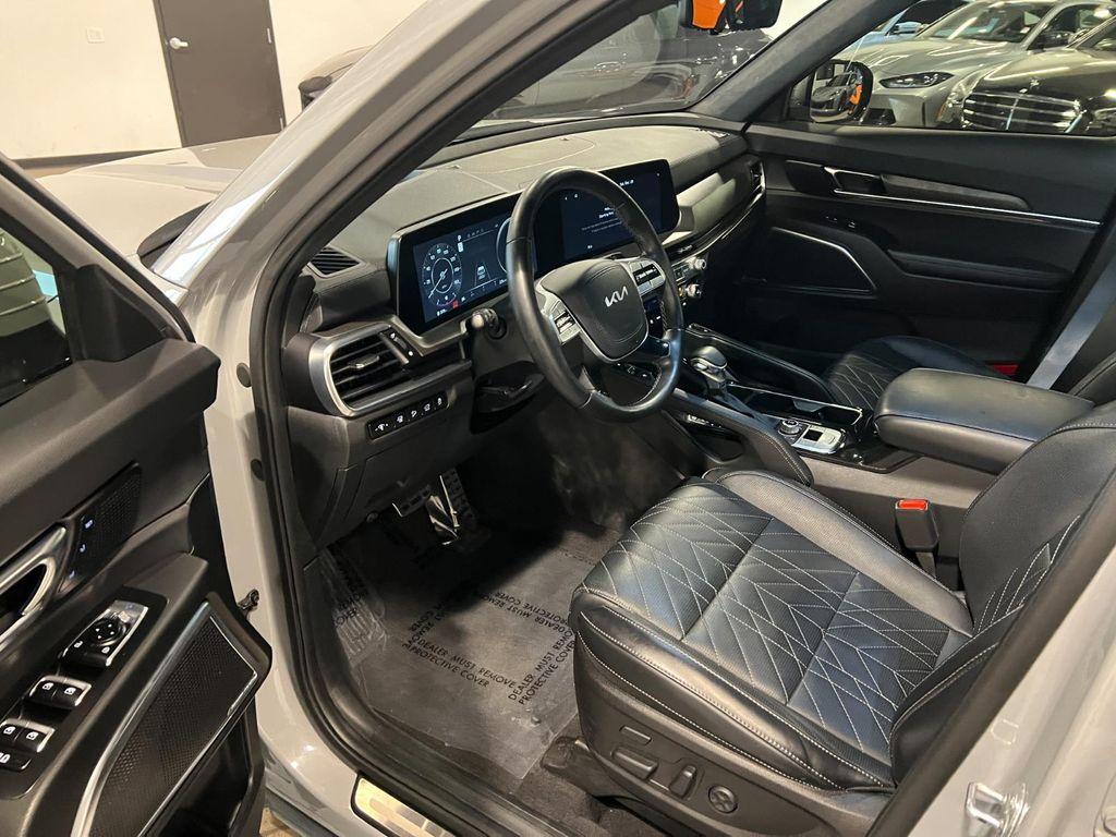 used 2024 Kia Telluride car, priced at $40,995