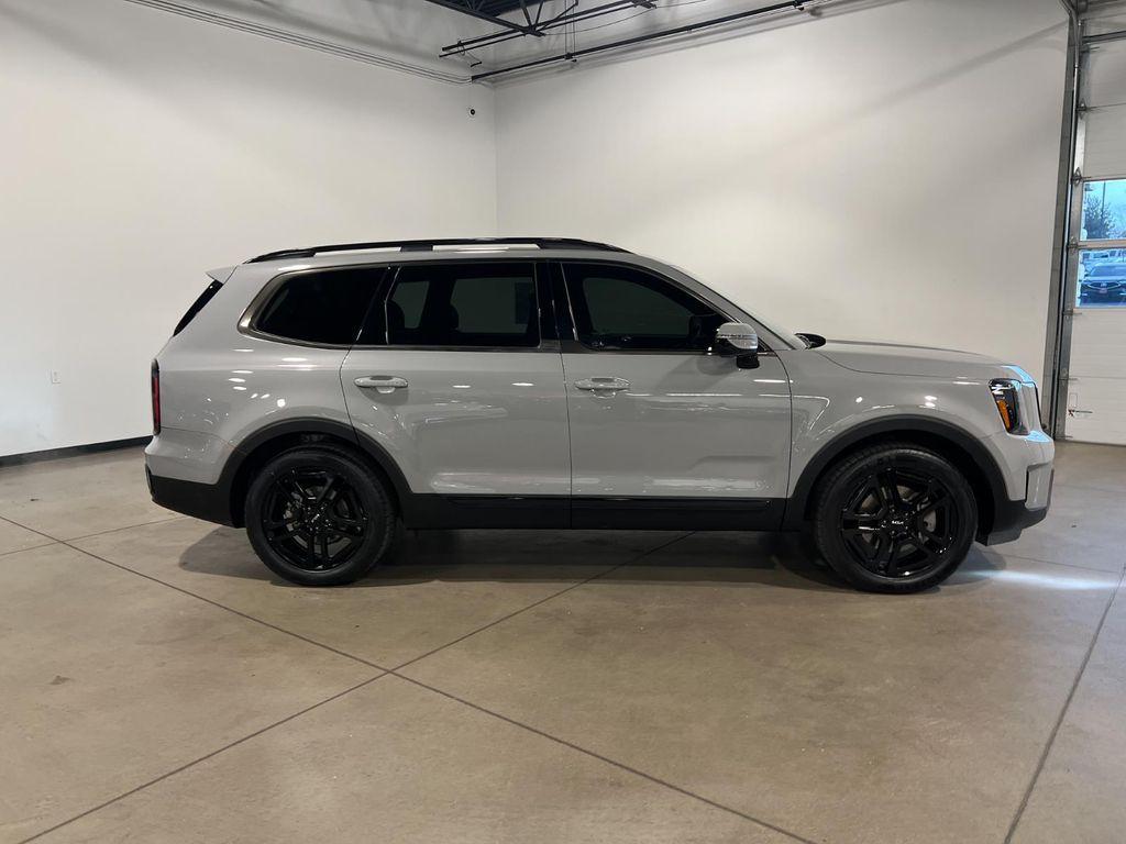 used 2024 Kia Telluride car, priced at $40,995