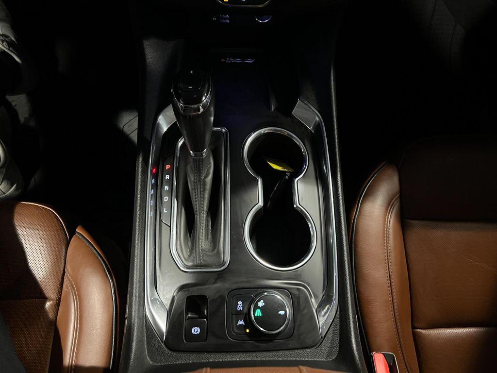 used 2020 Chevrolet Traverse car, priced at $25,995