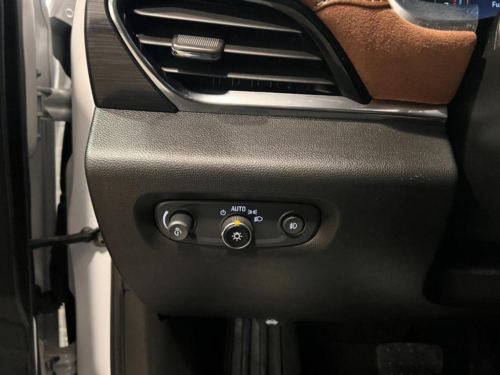 used 2020 Chevrolet Traverse car, priced at $25,995