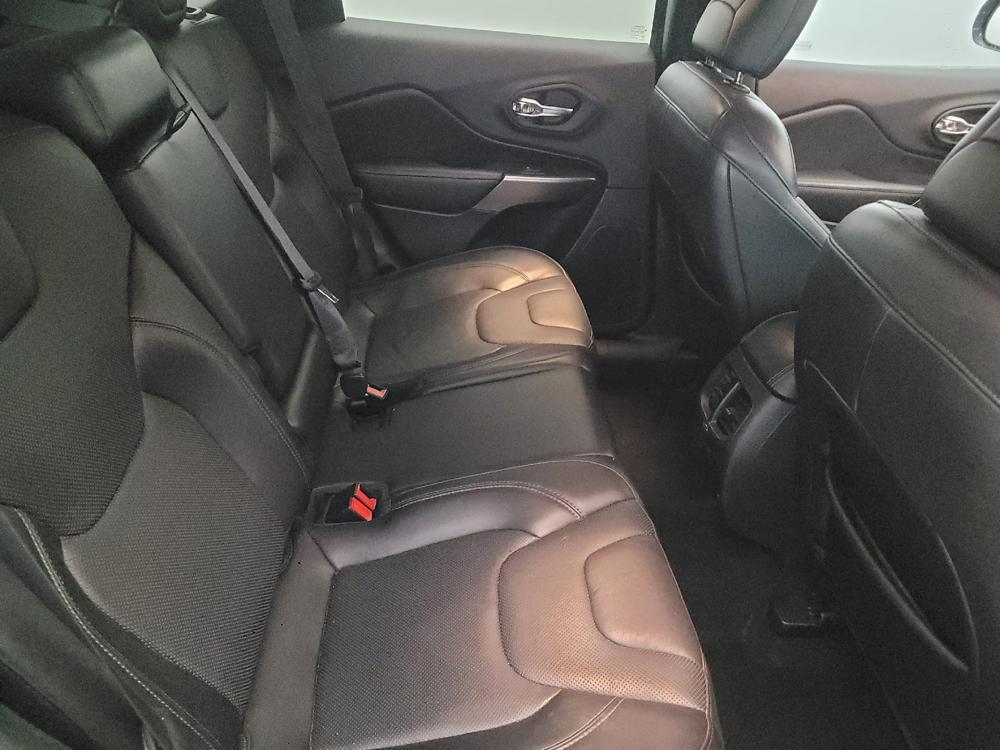 used 2020 Jeep Cherokee car, priced at $18,995