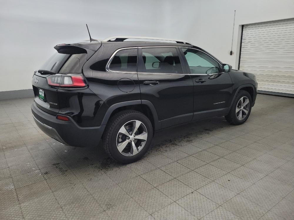 used 2020 Jeep Cherokee car, priced at $18,995