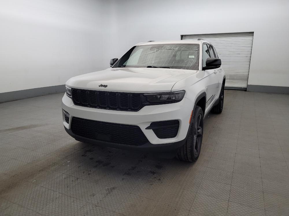 used 2023 Jeep Grand Cherokee car, priced at $30,195