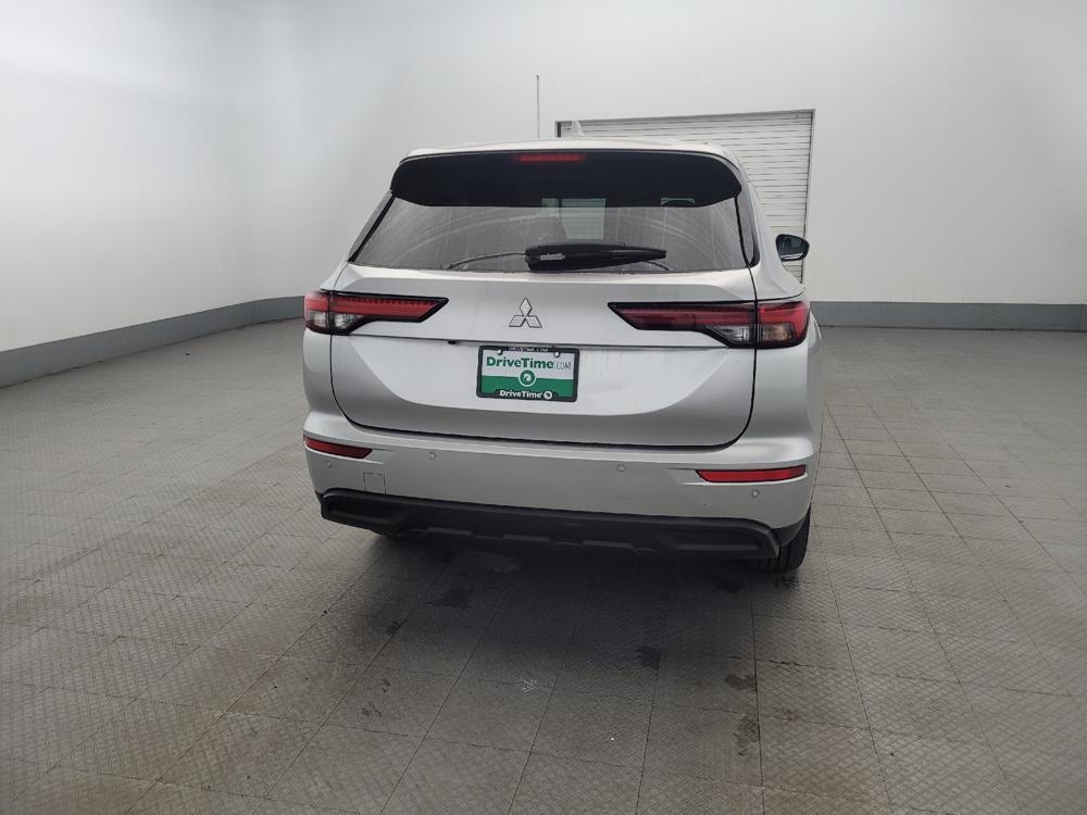 used 2024 Mitsubishi Outlander car, priced at $24,895