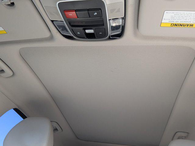 used 2025 Hyundai TUCSON Hybrid car, priced at $35,999