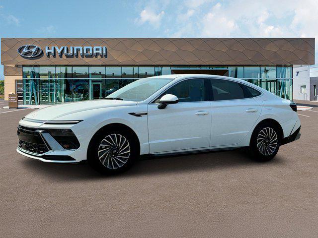 new 2025 Hyundai Sonata Hybrid car, priced at $31,505