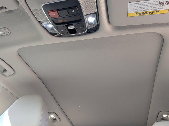 used 2025 Hyundai TUCSON Hybrid car, priced at $37,999