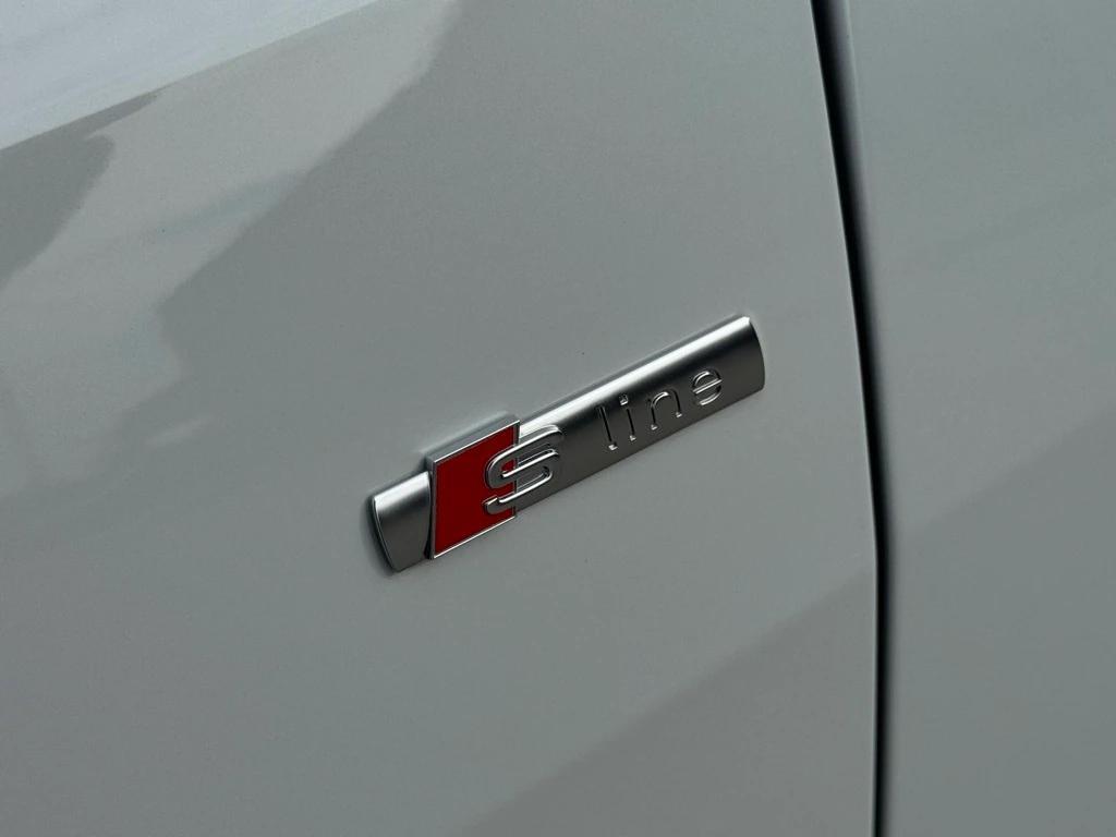 new 2026 Audi Q8 car, priced at $86,300