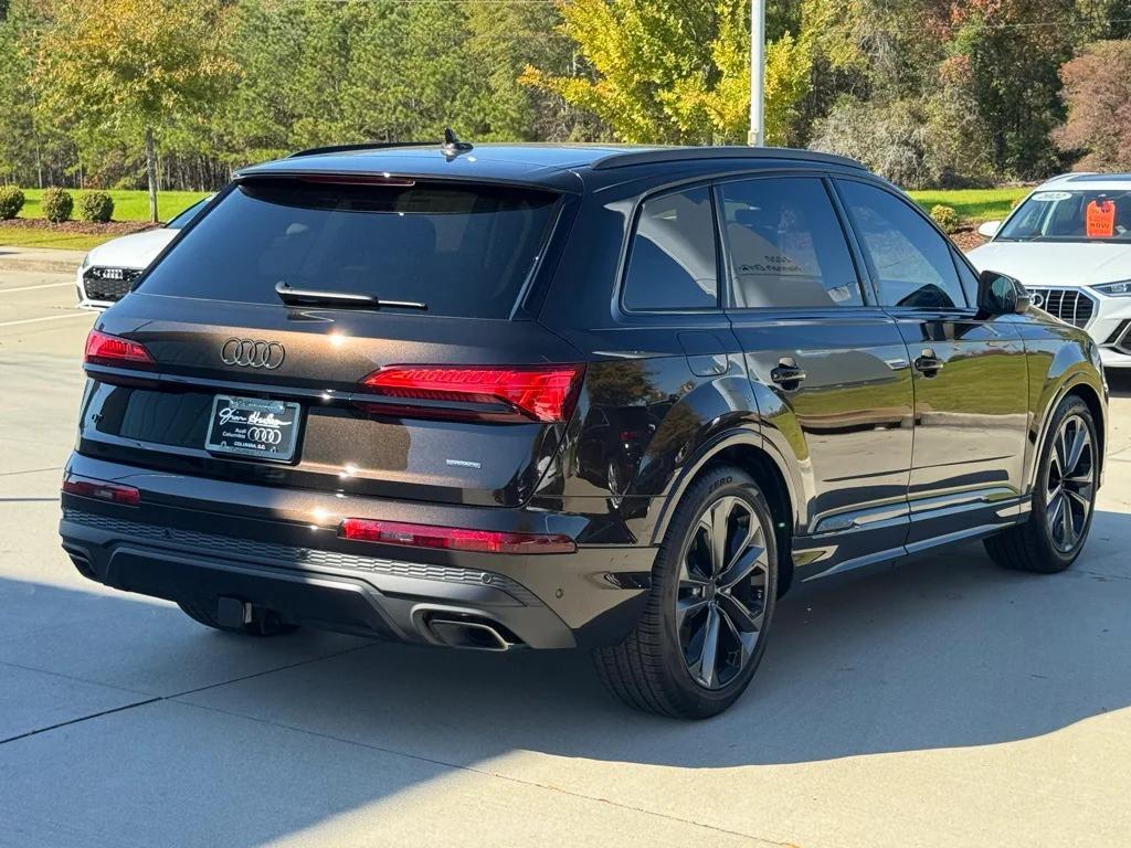 new 2026 Audi Q7 car, priced at $78,140