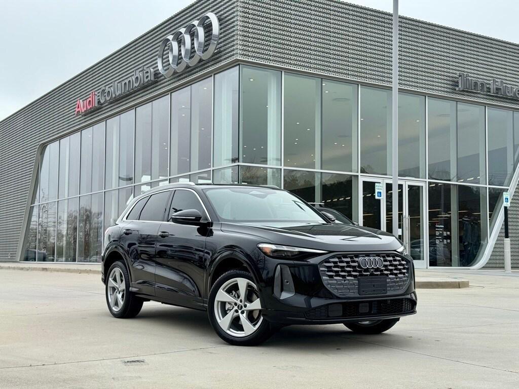 new 2025 Audi Q5 car, priced at $56,580
