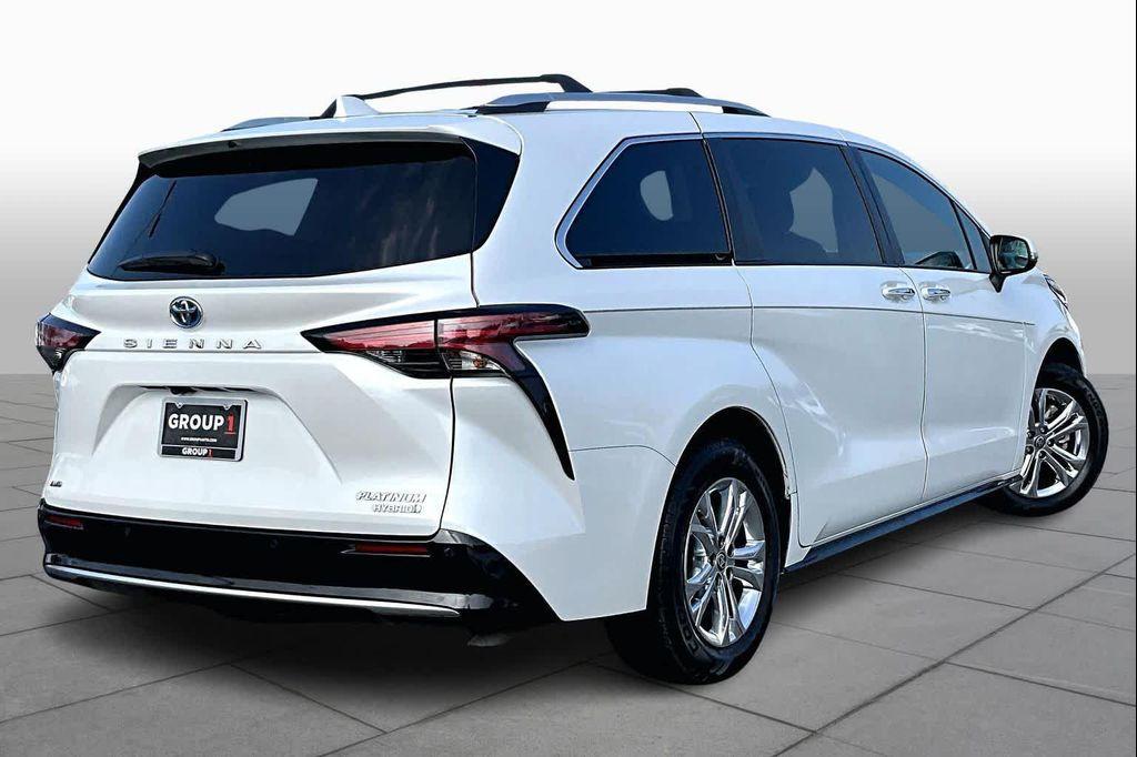 used 2022 Toyota Sienna car, priced at $39,000