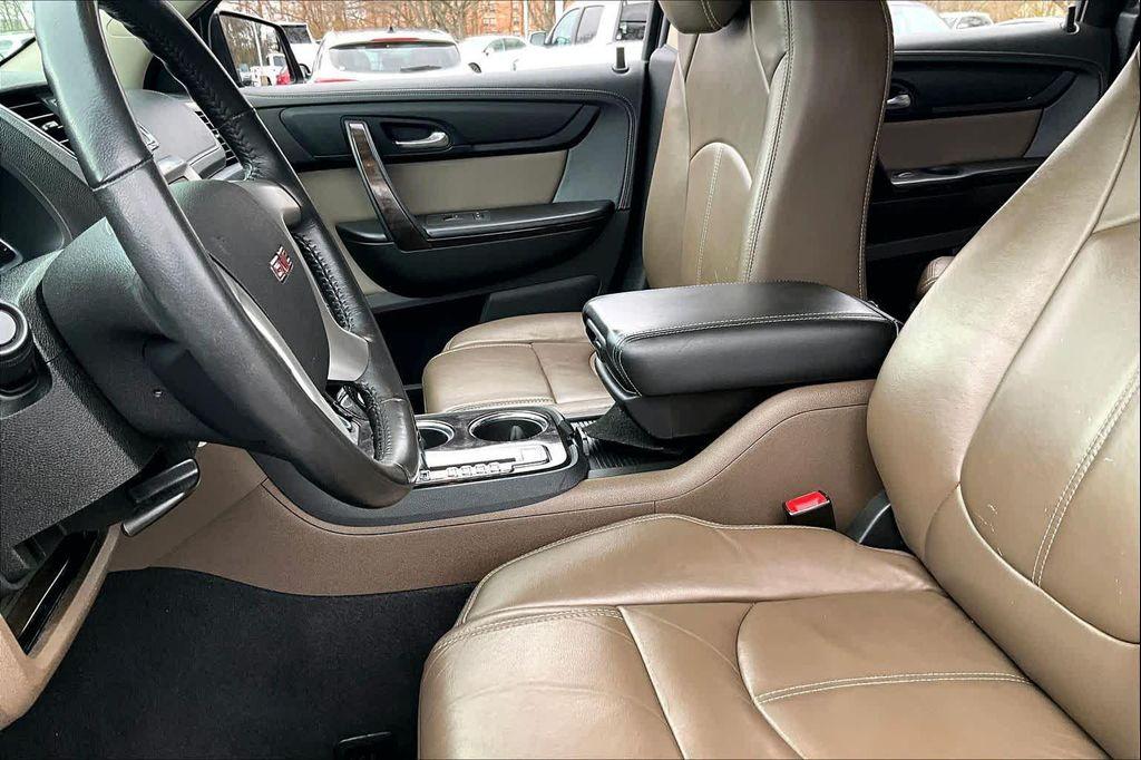 used 2014 GMC Acadia car, priced at $10,500